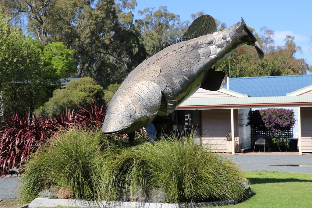 Deniliquin Riverside Caravan Park ภายนอก รูปภาพ